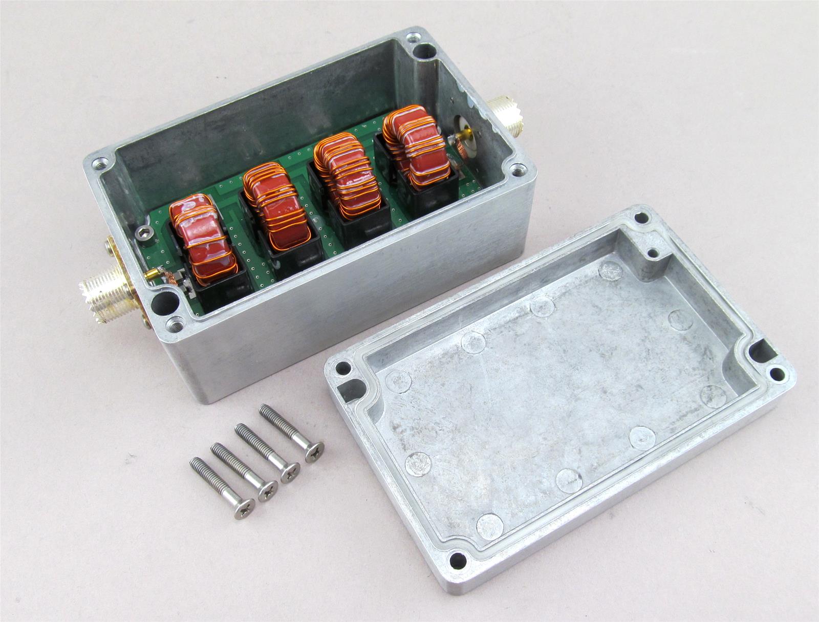 DLW Associates FL1718 DLW Associates AM Broadcast Band BrickWall High