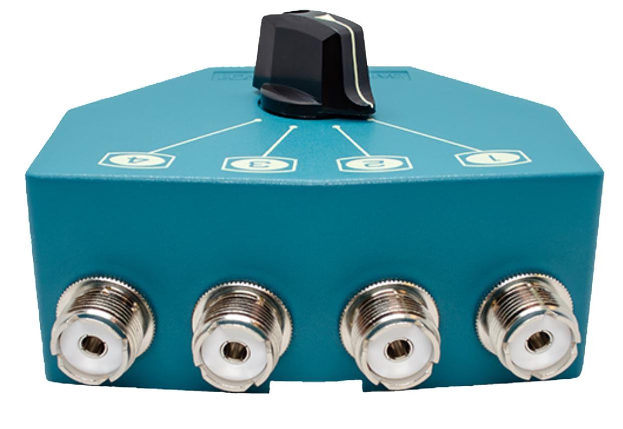 ダイワ CS-401 貴重な4回路同軸切替機 アマチュア無線 Daiwa Products CS-401 Daiwa CS-401 Four Position Coax Switches