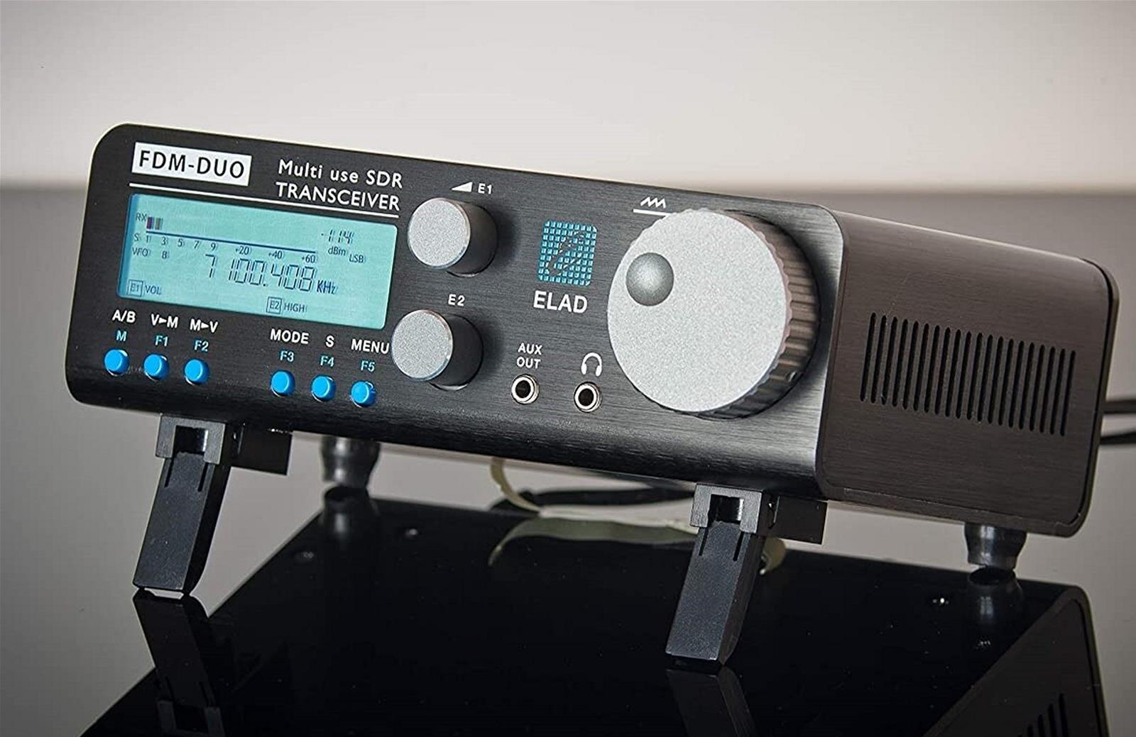 SDR ELAD FDM-S2 (中古品) - メルカリ