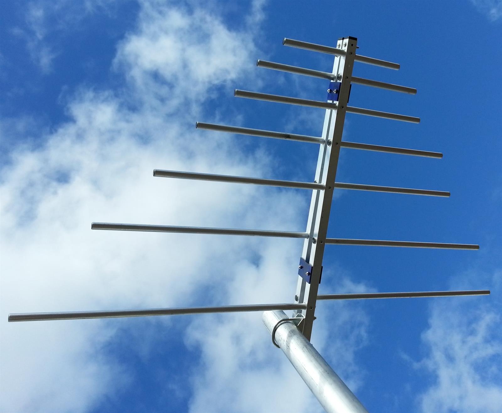 InnovAntennas 18486-0115 InnovAntennas VHF UHF Plus Log Periodic