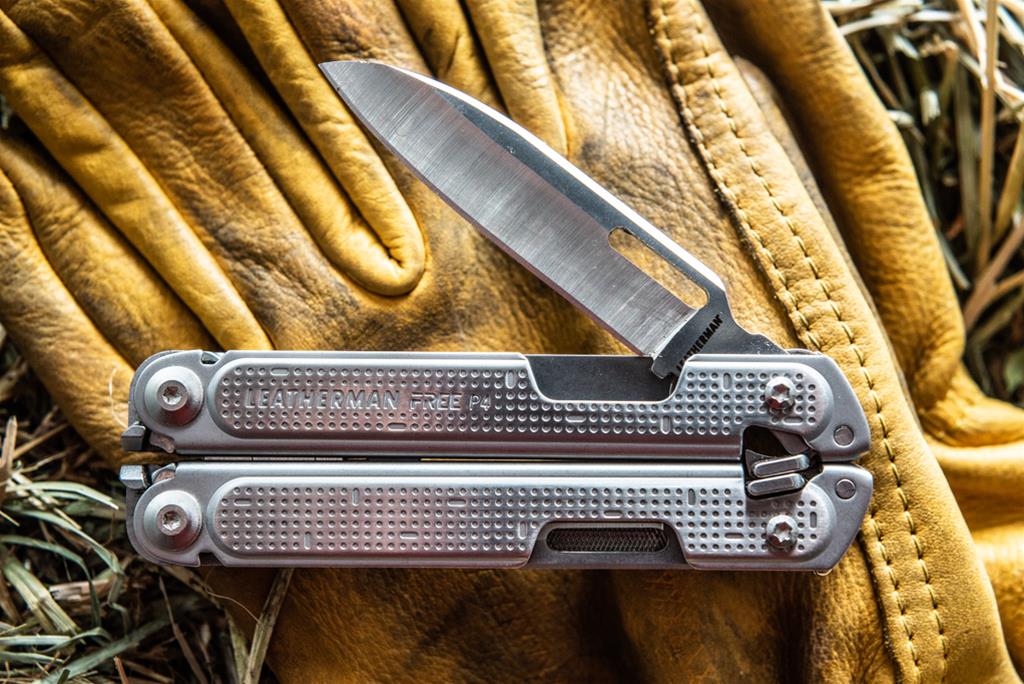 Leatherman 832640 Leatherman Free P4 MultiTools DX Engineering