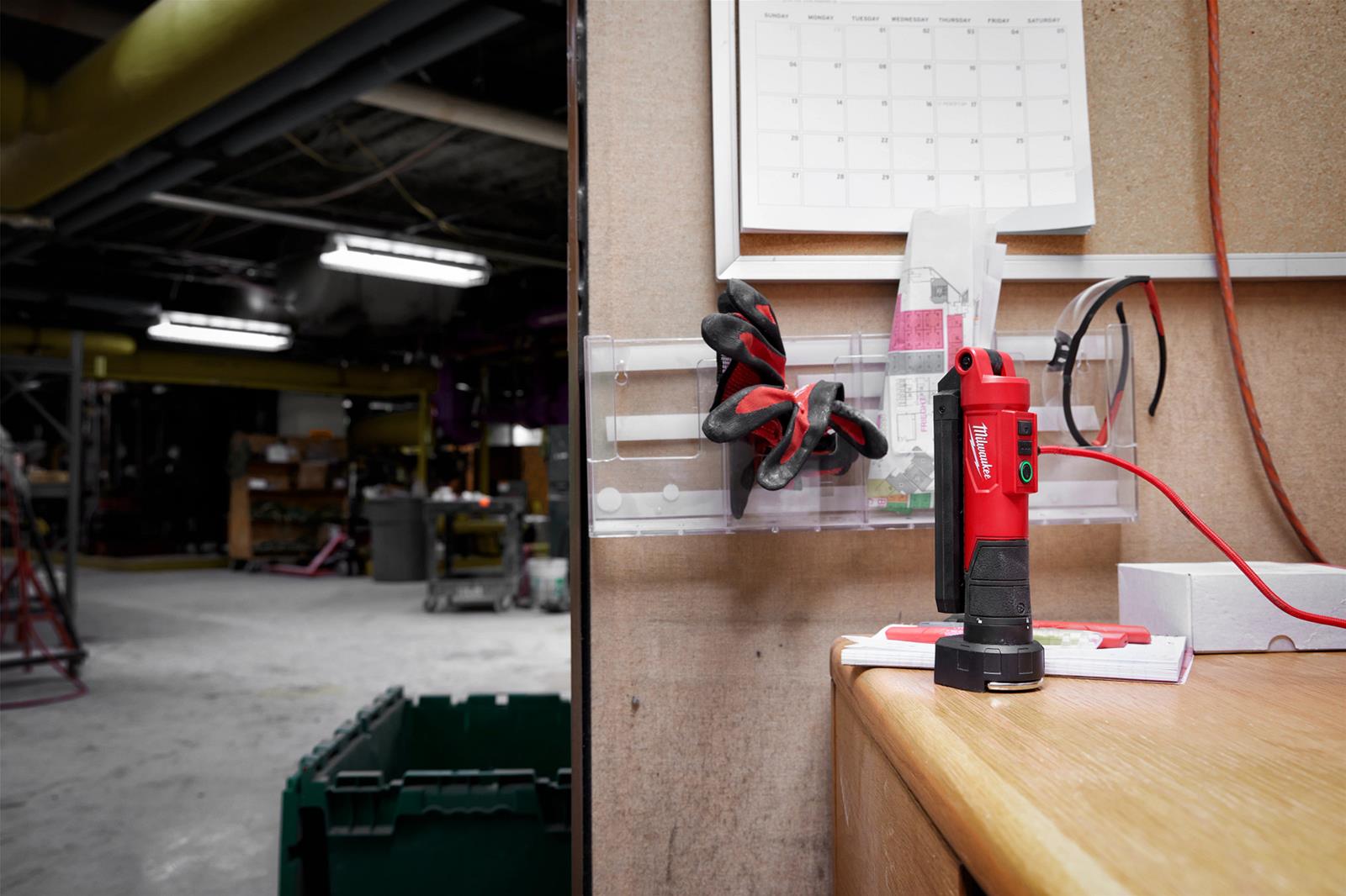 Milwaukee Tool 2128-21 Milwaukee REDLITHIUM USB Magnetic Stick