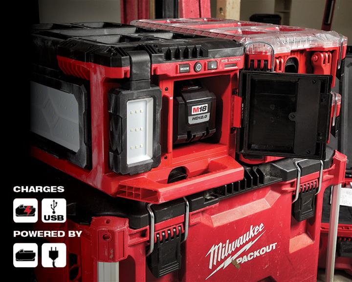 Milwaukee Tool 2357-20 Milwaukee M18 PACKOUT Light/Chargers | DX
