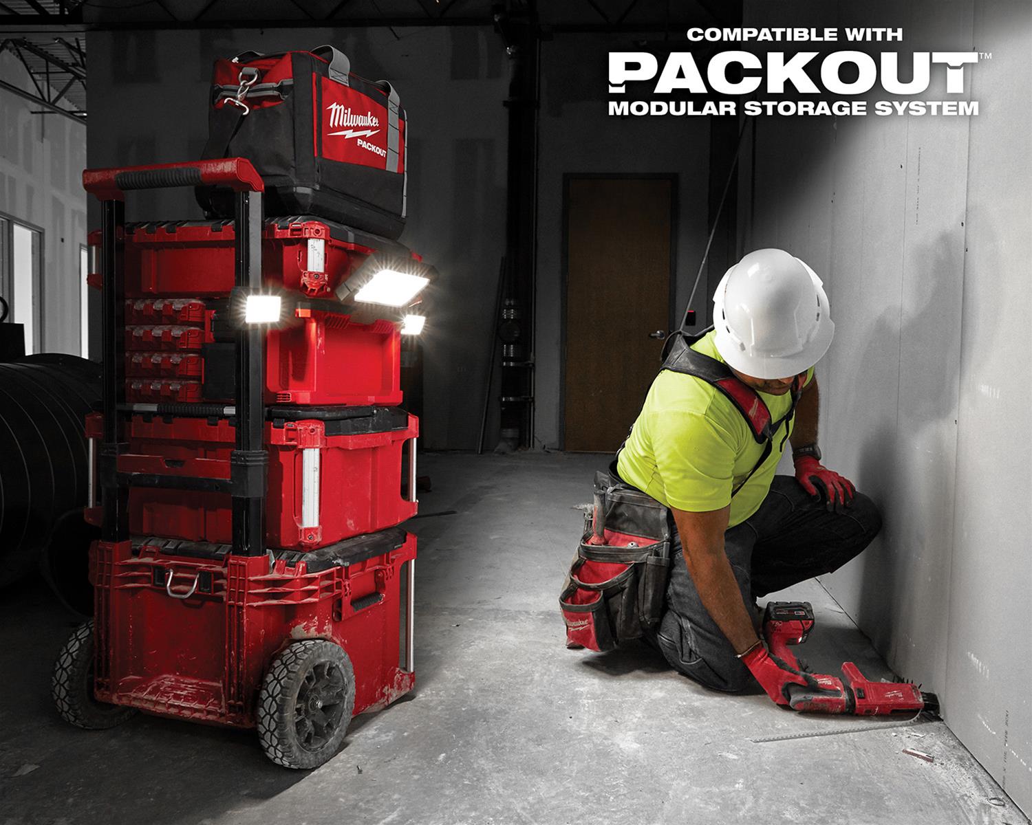Lycoris.　0605 Milwaukee Tool 2357-20 Milwaukee M18 PACKOUT Light/Chargers | DX