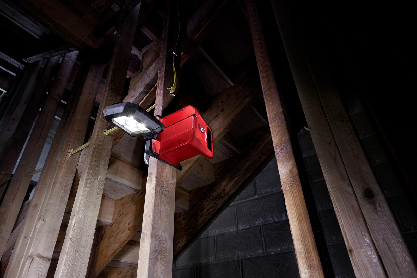 Milwaukee Tool 2365-20 Milwaukee M18 ROVER Mounting