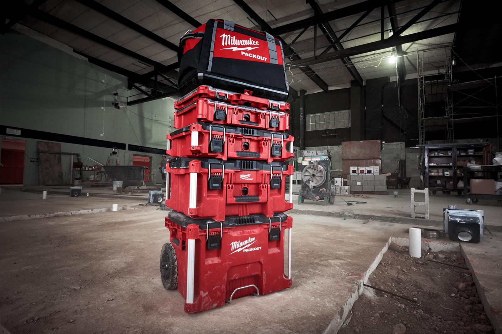 Milwaukee Tool 48-22-8322 Milwaukee PACKOUT Tool Bags | DX Engineering