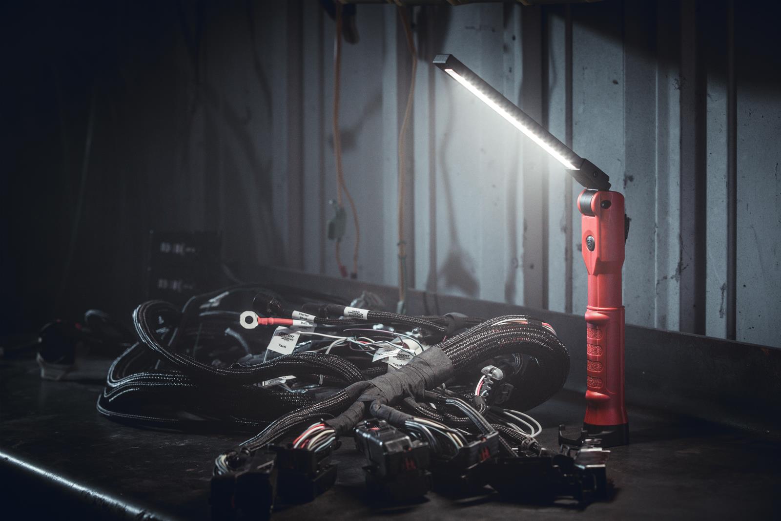 Streamlight 76800 Streamlight Stinger Switchblade Work Lights | DX