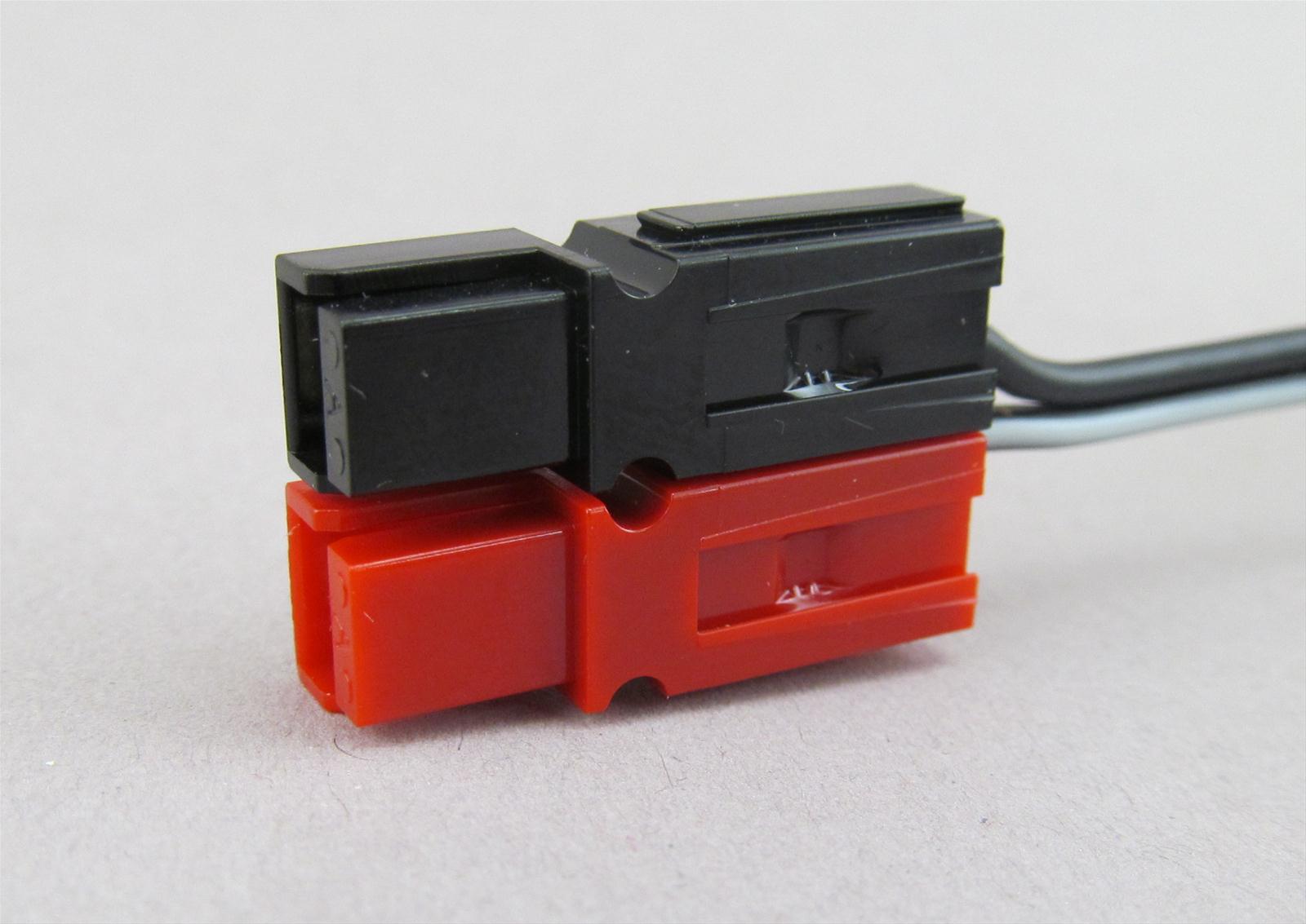 masses タム　ケーブル　レッド West Mountain Radio 58123-1404 West Mountain Radio DC Power Cables