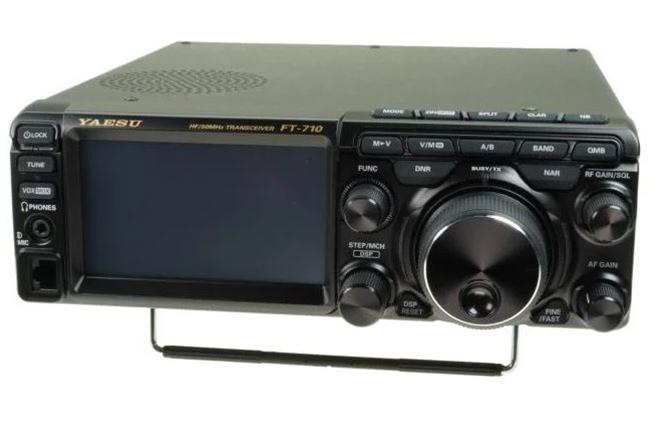 Yaesu FT-710-FIELD Yaesu FT-710-FIELD HF/50 MHz Base/Portable Transceivers  | DX Engineering